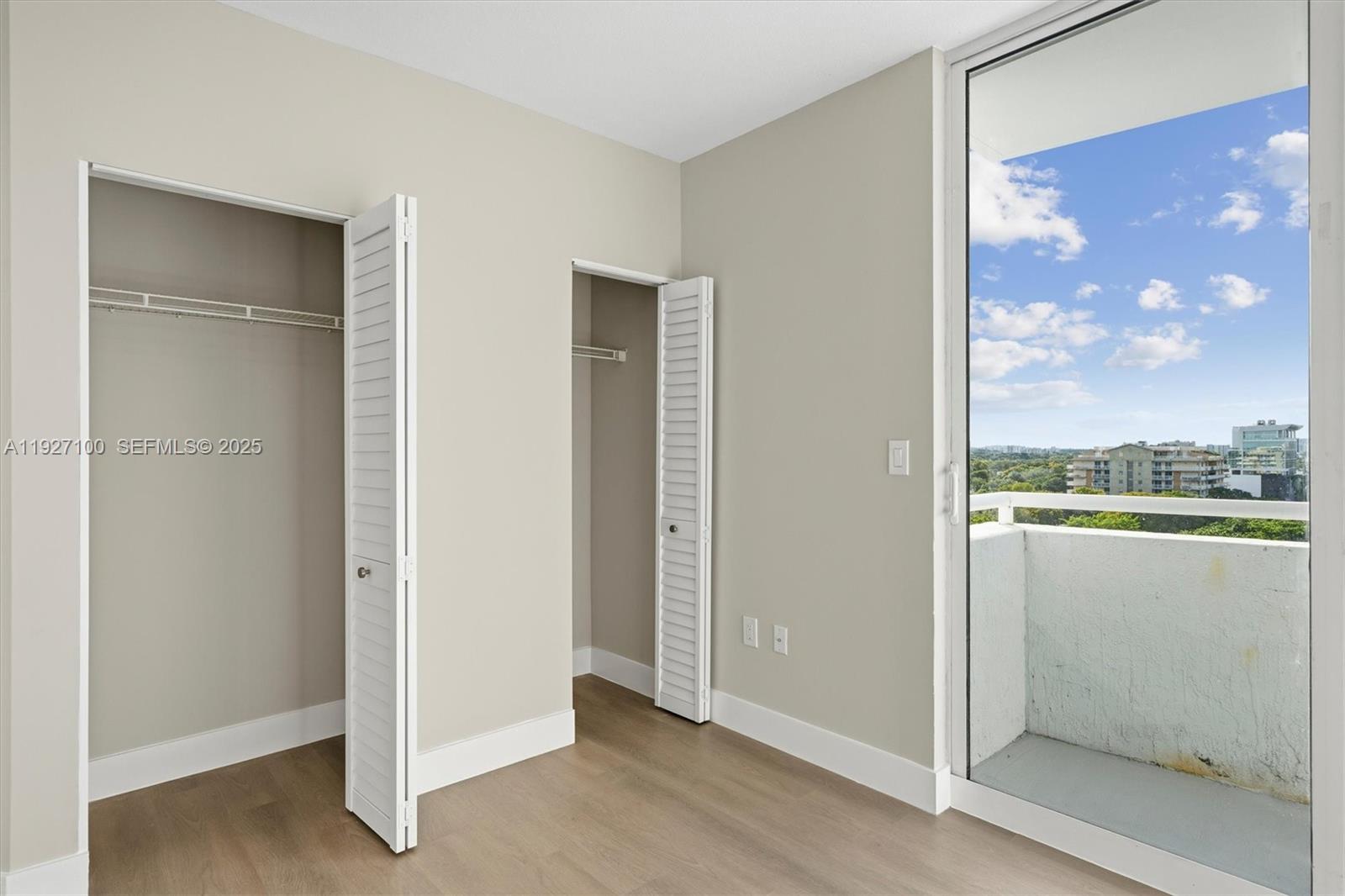 CORAL SEA VIEW CONDO - Residential