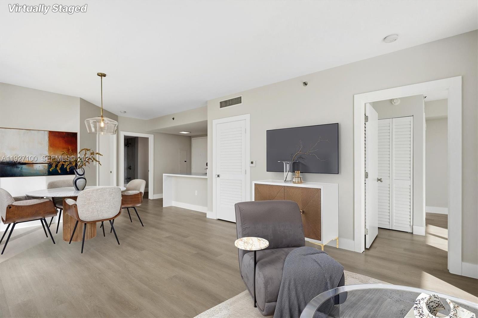 CORAL SEA VIEW CONDO - Residential