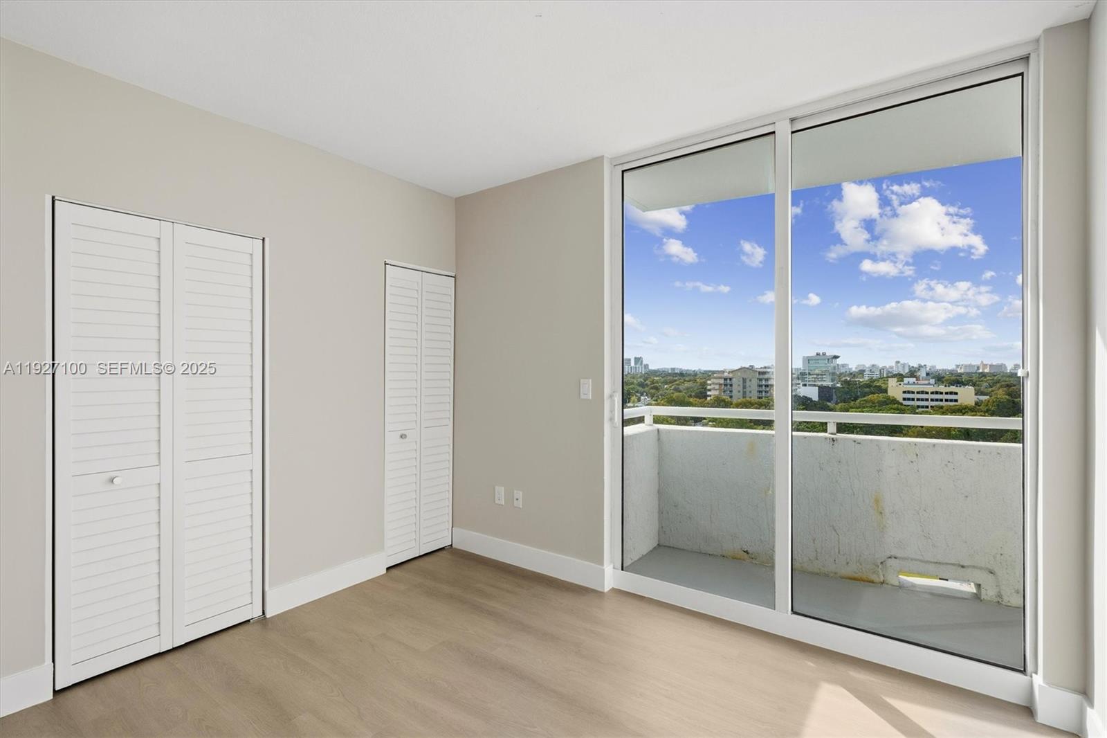 CORAL SEA VIEW CONDO - Residential