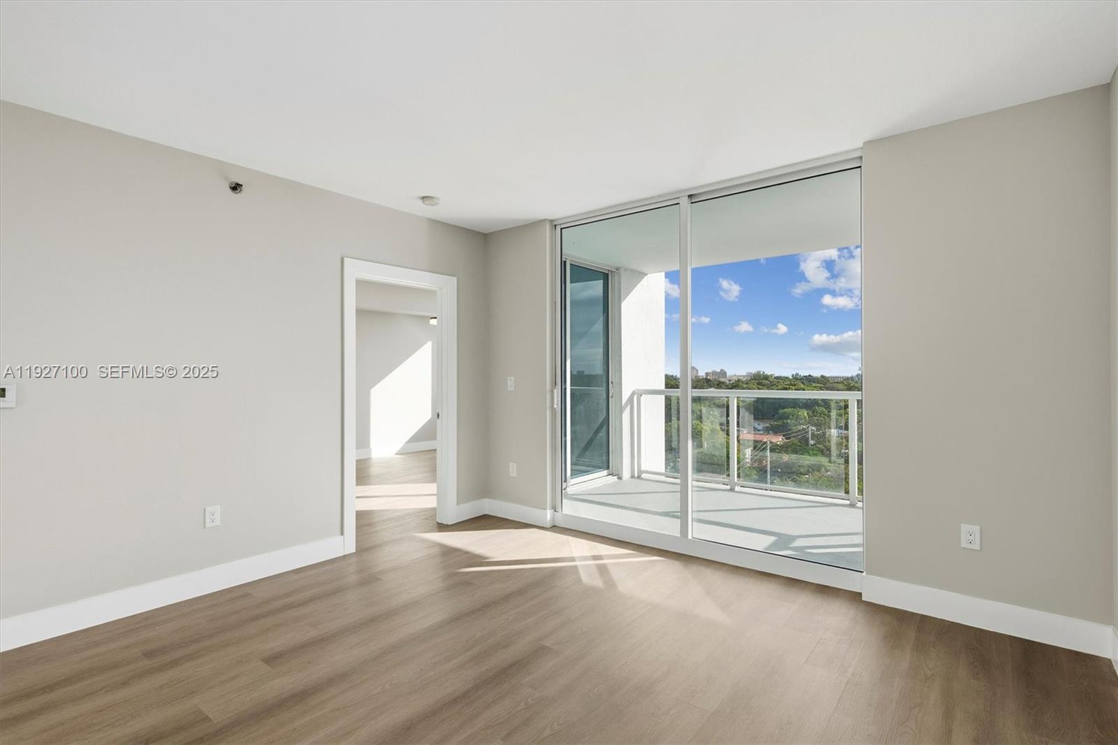 CORAL SEA VIEW CONDO - Residential