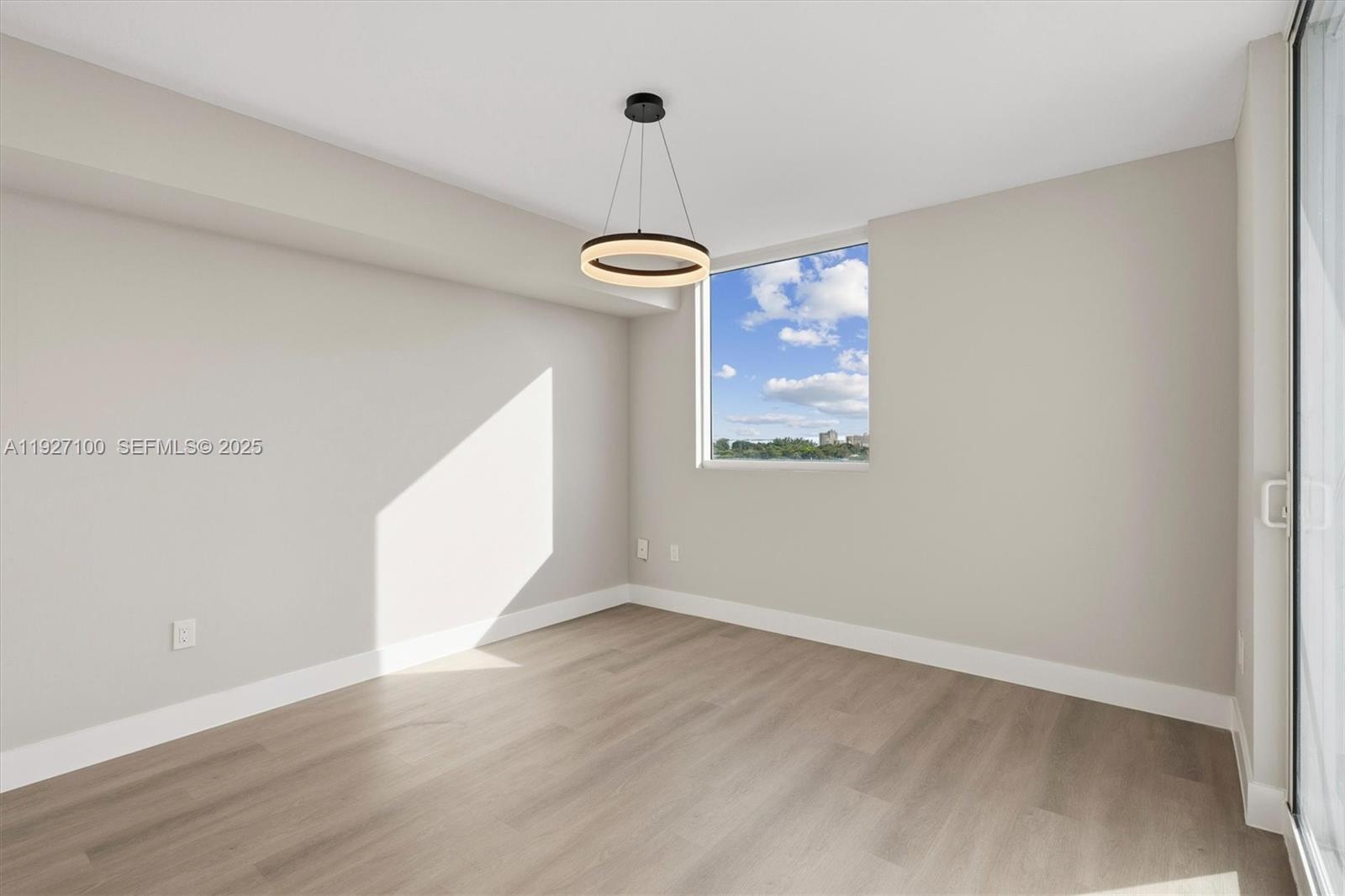 CORAL SEA VIEW CONDO - Residential