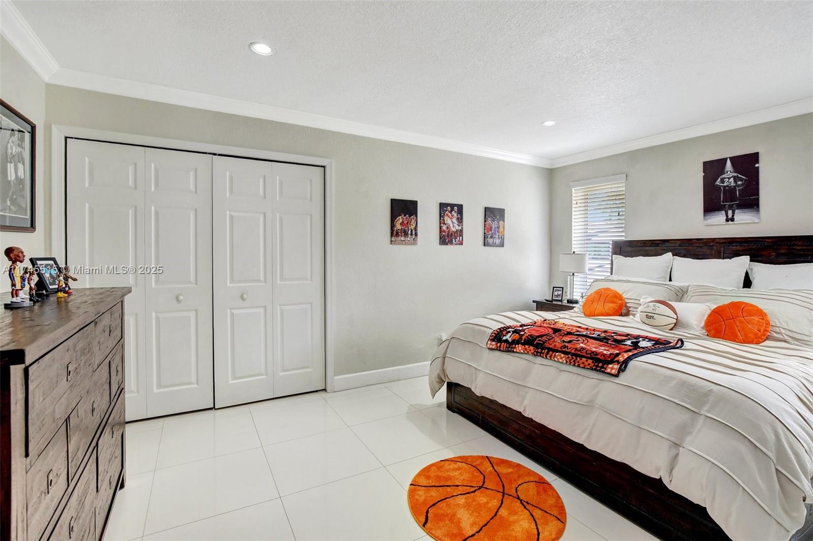 CHAMBERS SUB SE1/4 - Residential