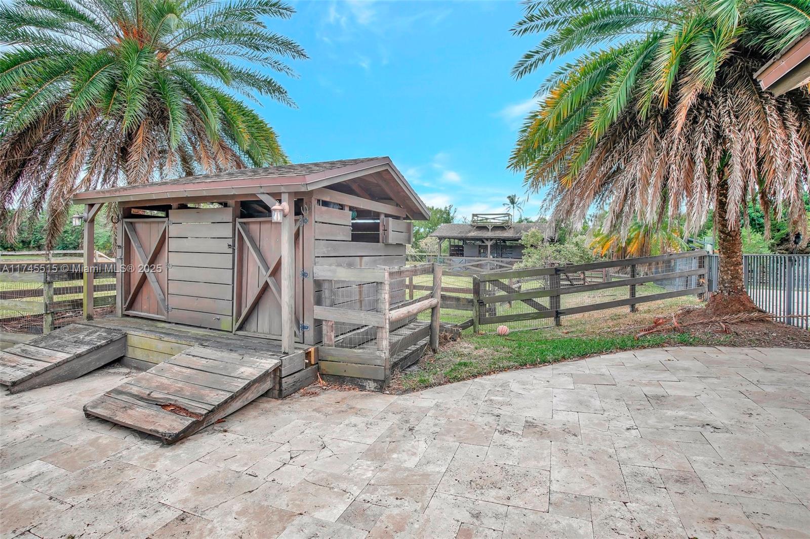 CHAMBERS SUB SE1/4 - Residential