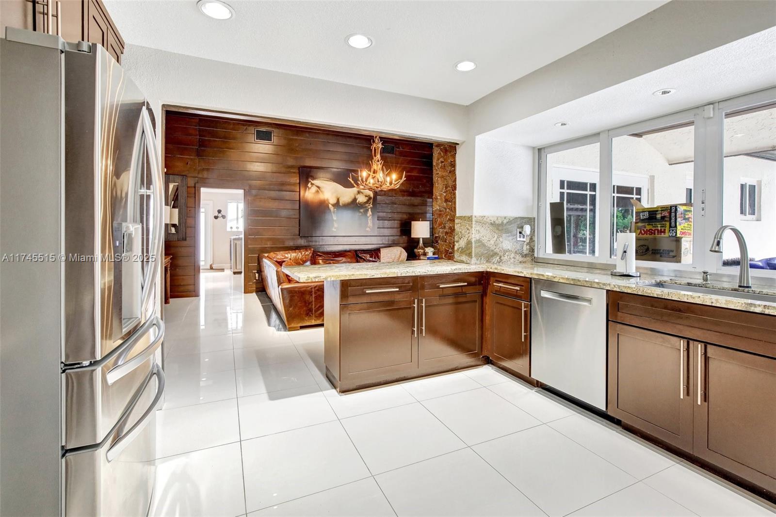 CHAMBERS SUB SE1/4 - Residential