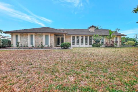 Photo of 17500 SW 68th Ct, Southwest Ranches, FL 33331 (MLS # A11745515)