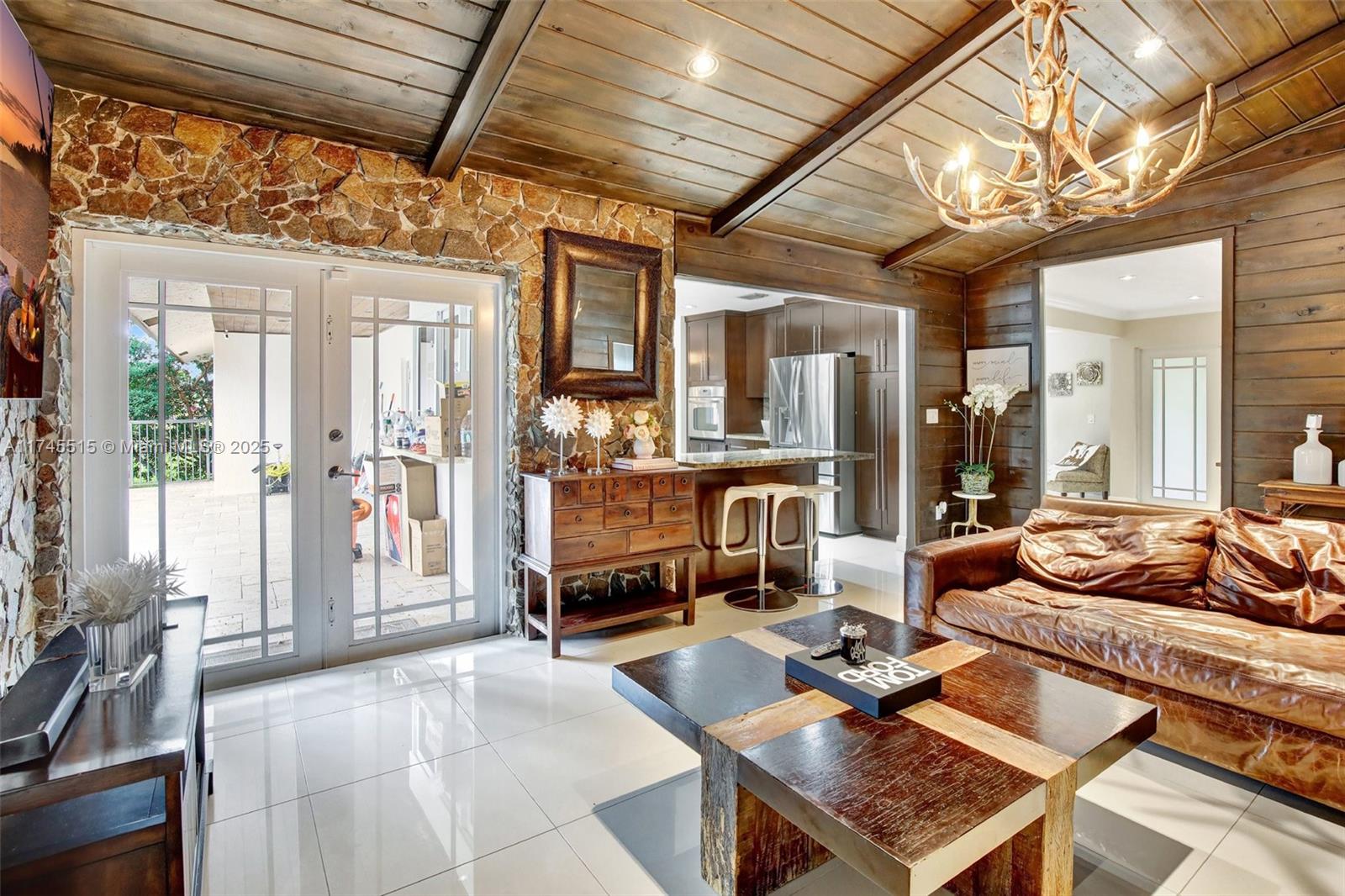 CHAMBERS SUB SE1/4 - Residential