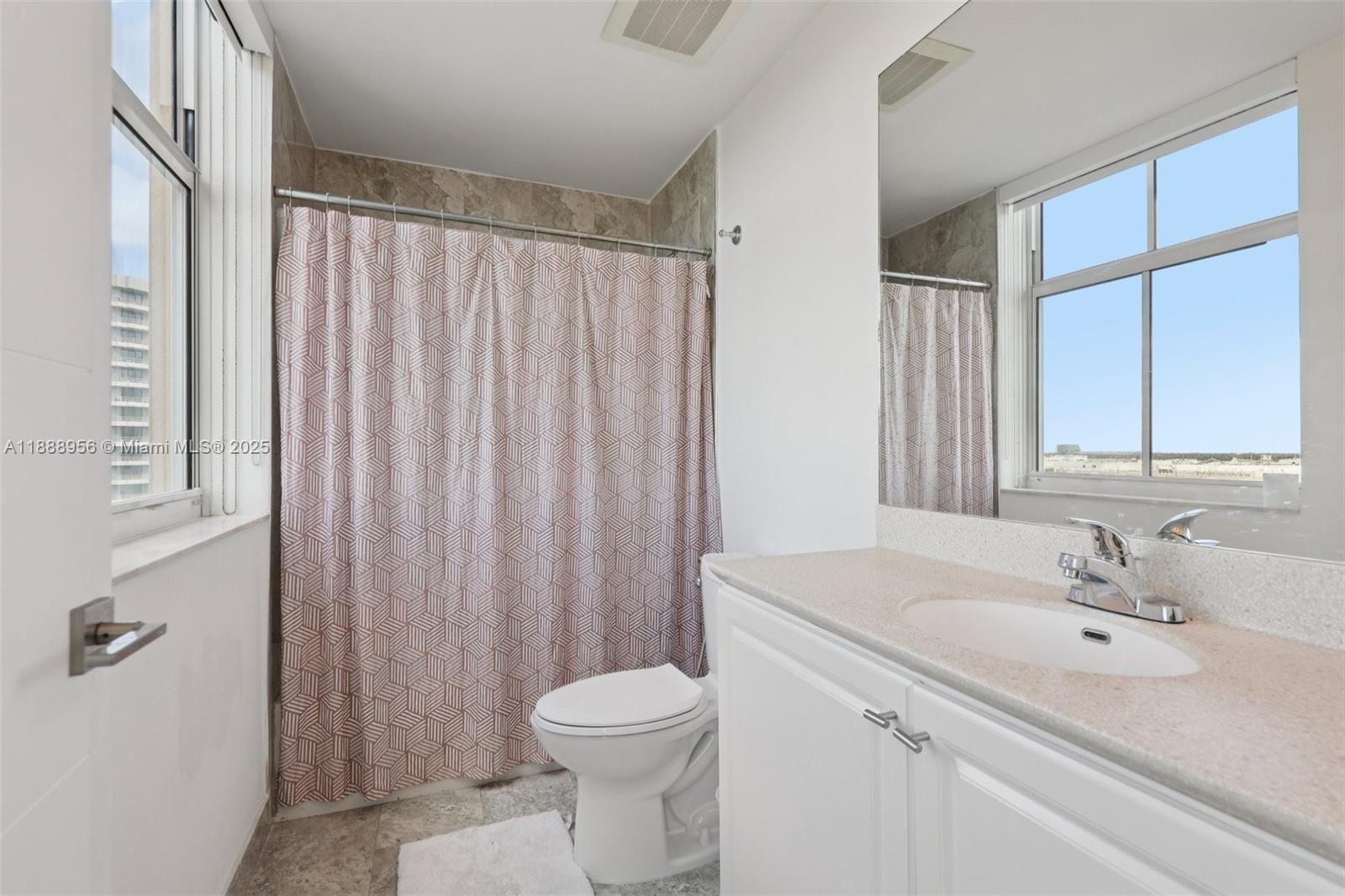 AVENTURA MARINA CONDO NUM - Residential