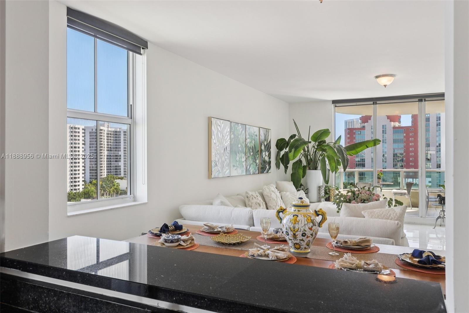 AVENTURA MARINA CONDO NUM - Residential