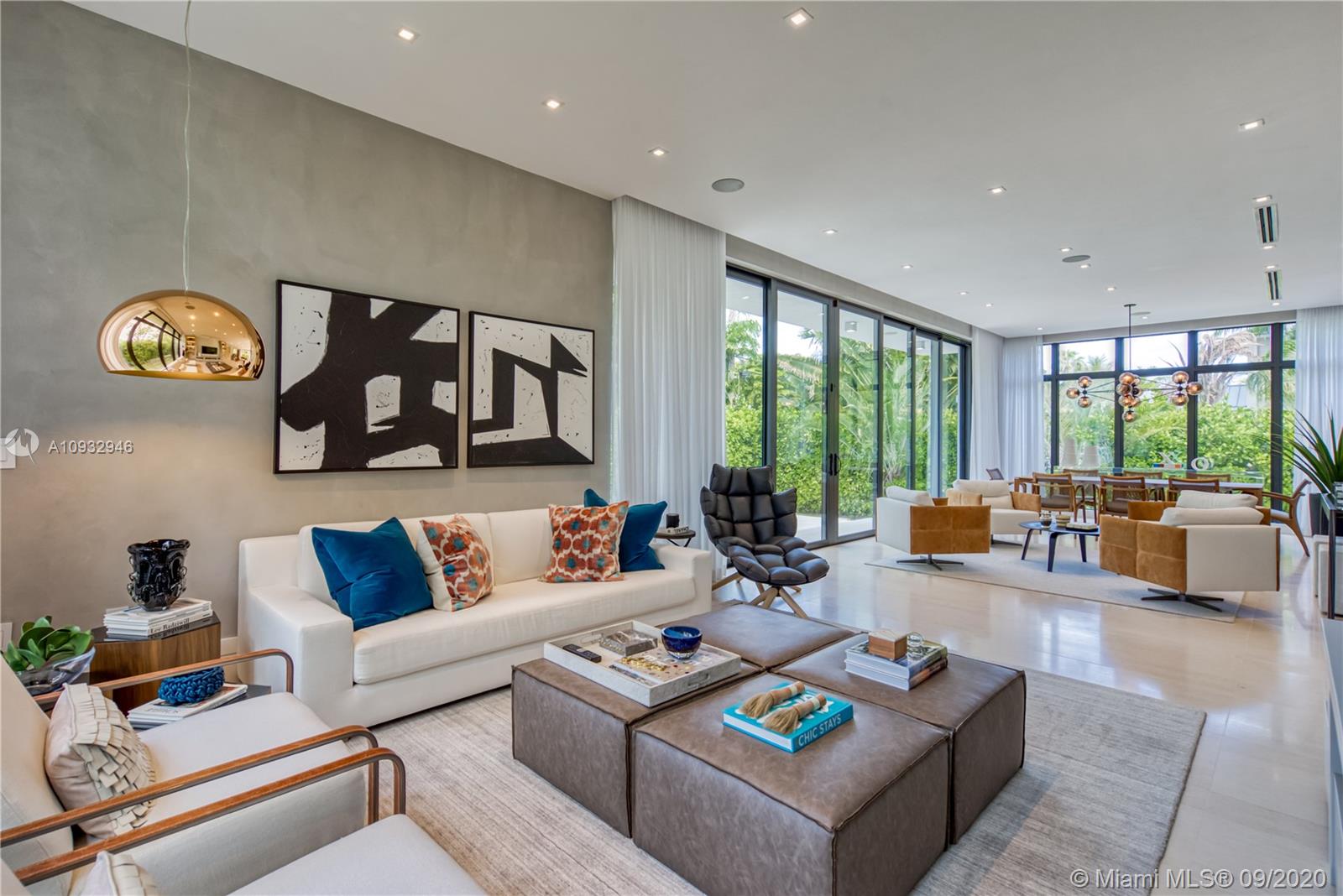 TROPICAL ISLE HOMES SUB 4 - Residential