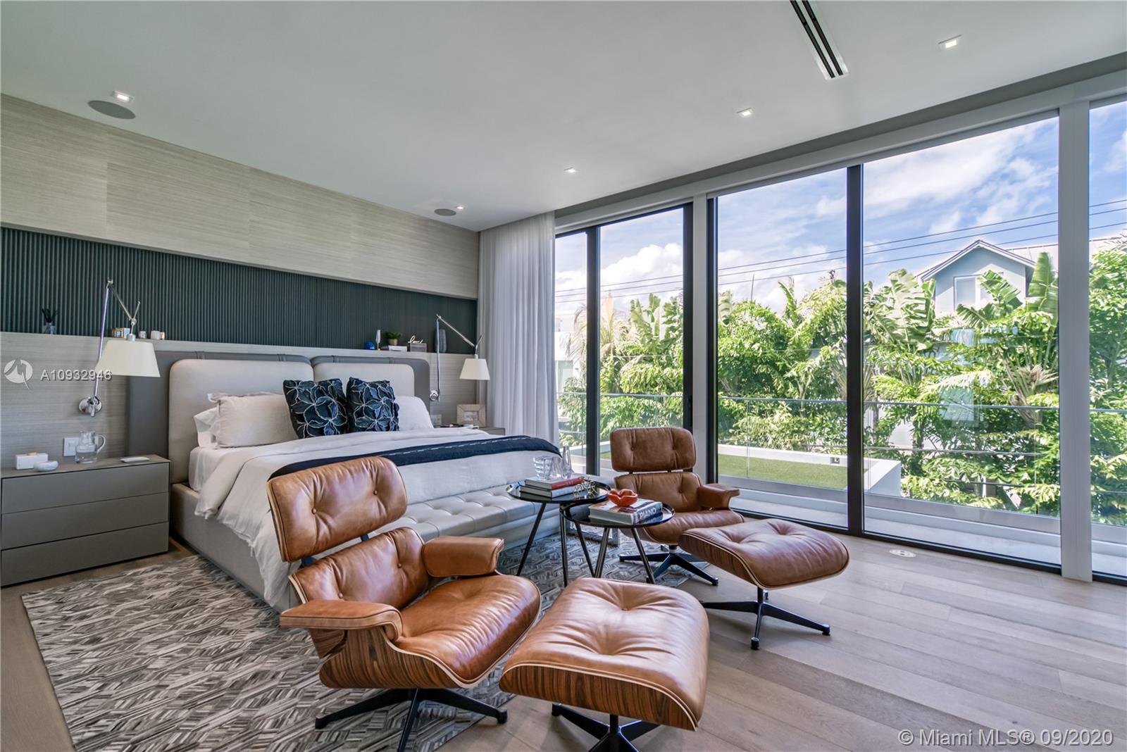 TROPICAL ISLE HOMES SUB 4 - Residential