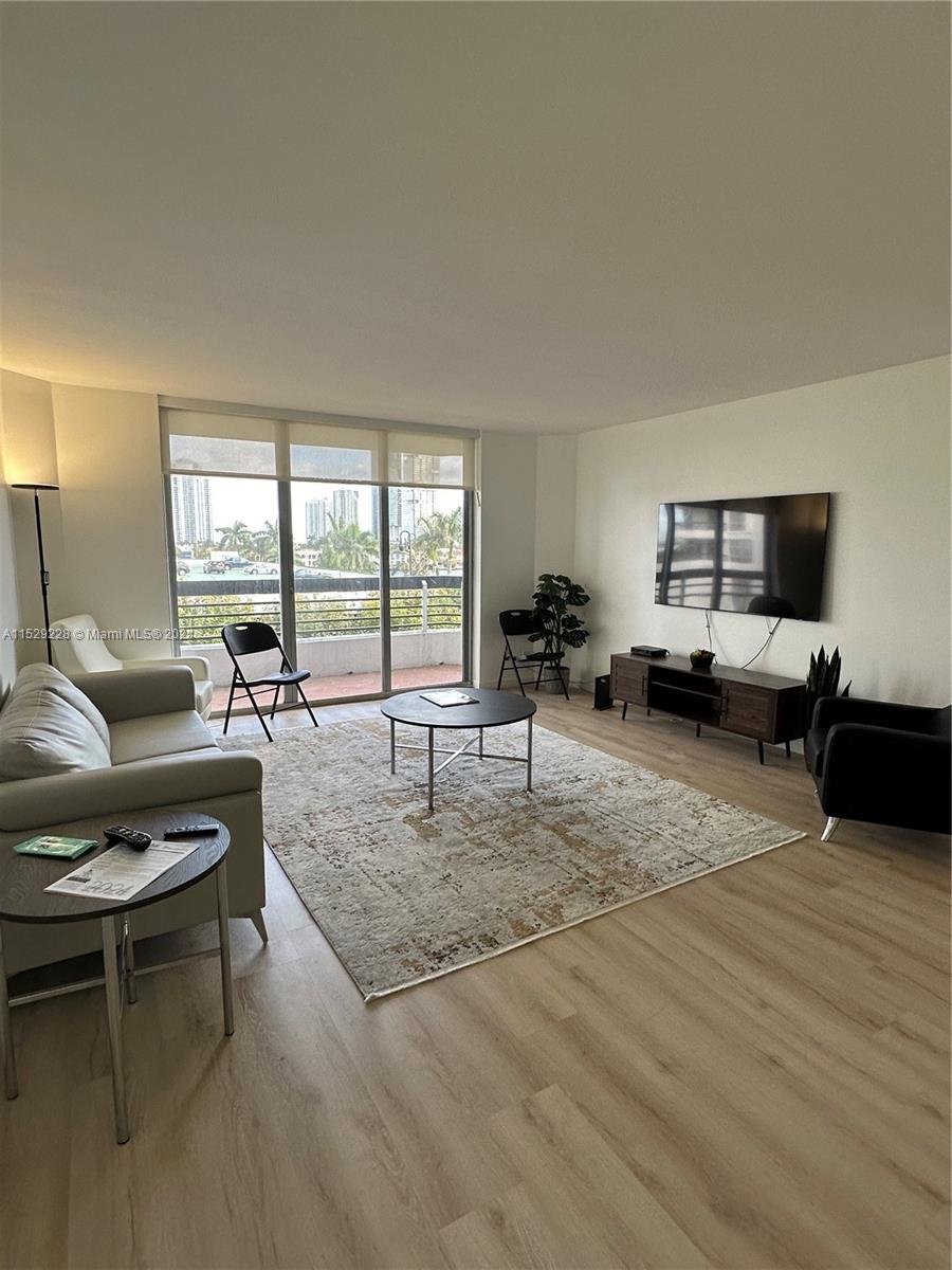 MYSTIC POINTE CONDO NO ON - Residential