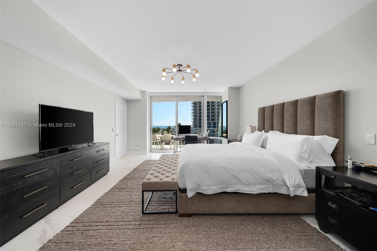 ONE OCEAN CONDO - Residential