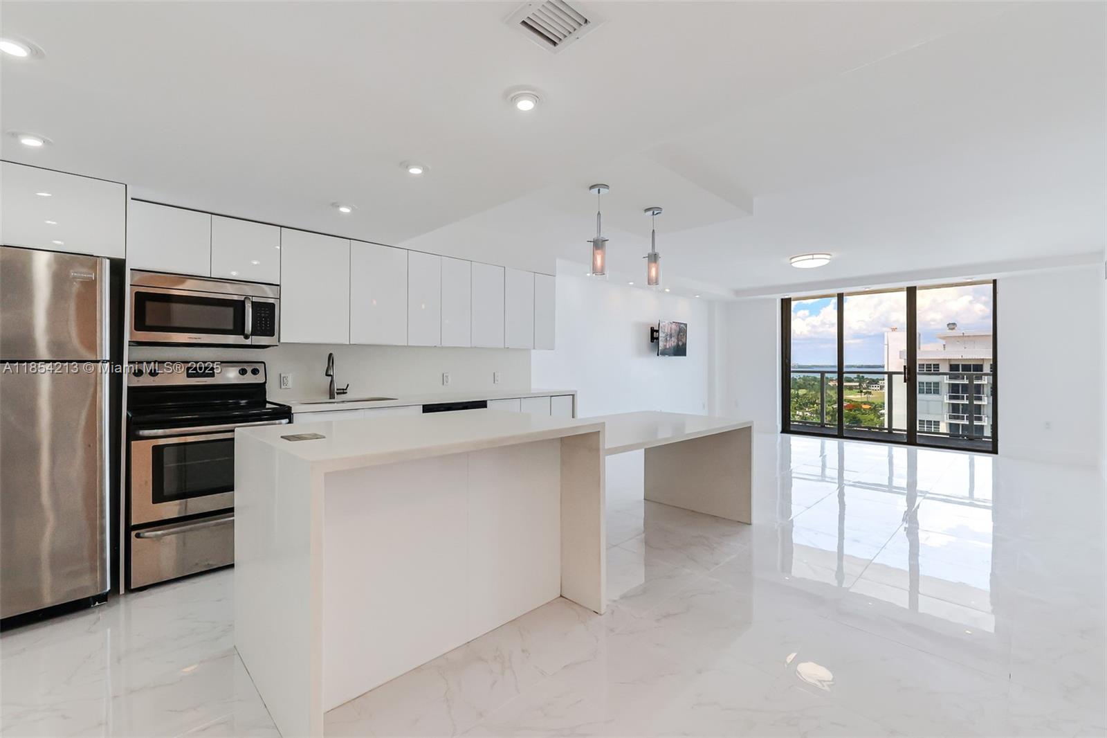 We are excited to announce the availability of a beautifully renovated One Bedroom Unit plus Den with Storage Room for lease at Arlen Beach. This condo boasts stunning marble floors, updated bathrooms and stainless steel kitchen appliances. The unit is filled with natural light and offers lovely views of the surrounding area. The lobby renovations are now complete, and residents can take advantage of resort-style living including access to a restaurant, gym, salon, party room, and valet service. Cable and internet are also included. Don't miss out on this incredible opportunity, come see it for yourself.