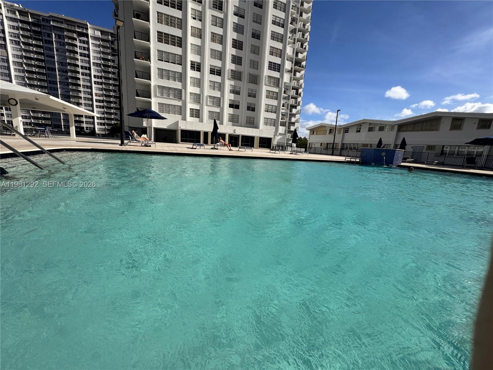 COMMODORE PLAZA CONDO - Residential