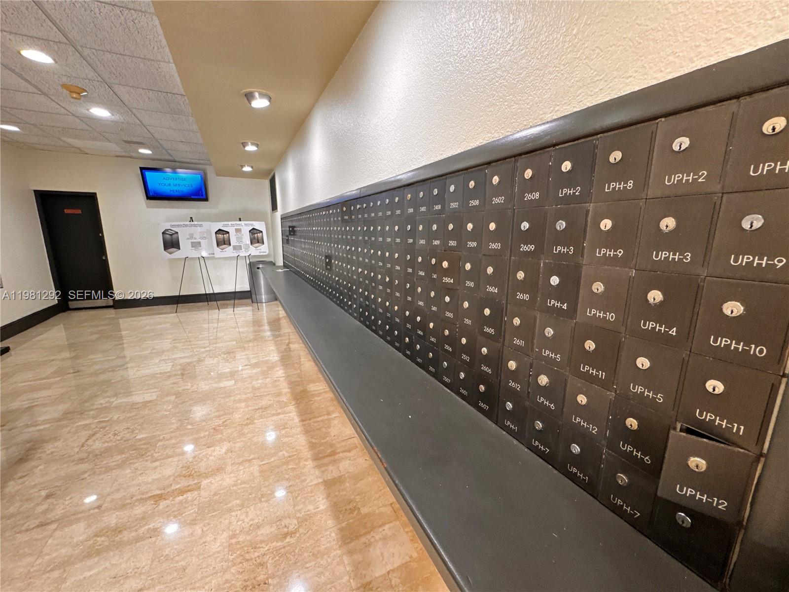 COMMODORE PLAZA CONDO - Residential