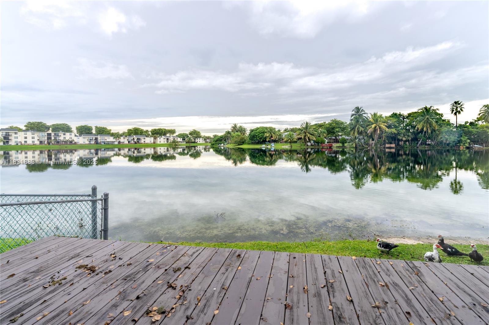 LAKE LAURA CONDO NO 2 - Residential