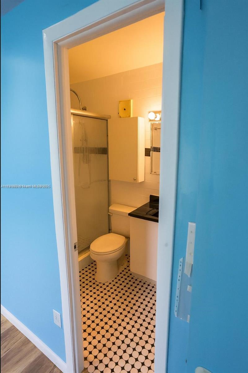 LAKE LAURA CONDO NO 2 - Residential