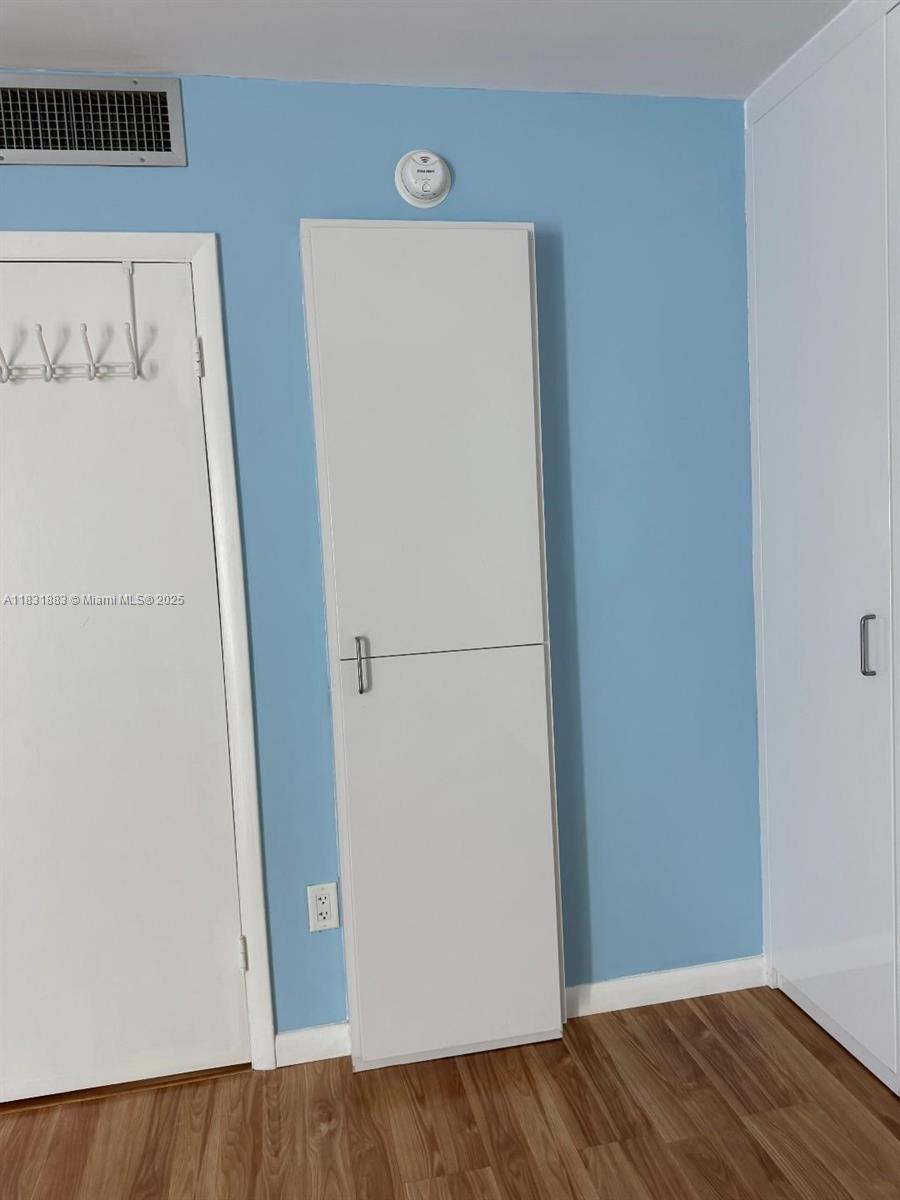 LAKE LAURA CONDO NO 2 - Residential