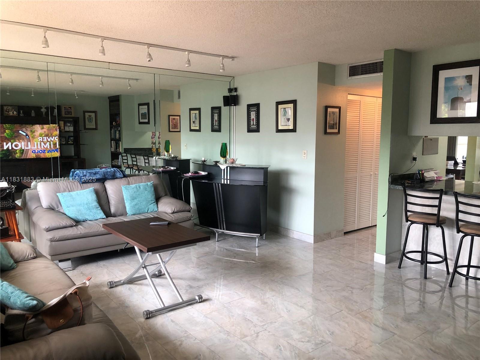 13949 SW 84th St 801