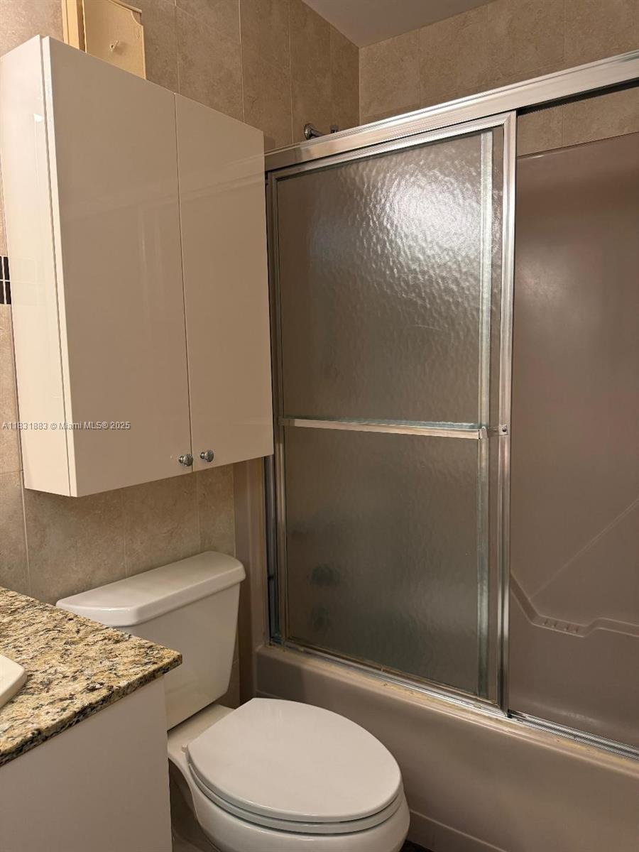 LAKE LAURA CONDO NO 2 - Residential