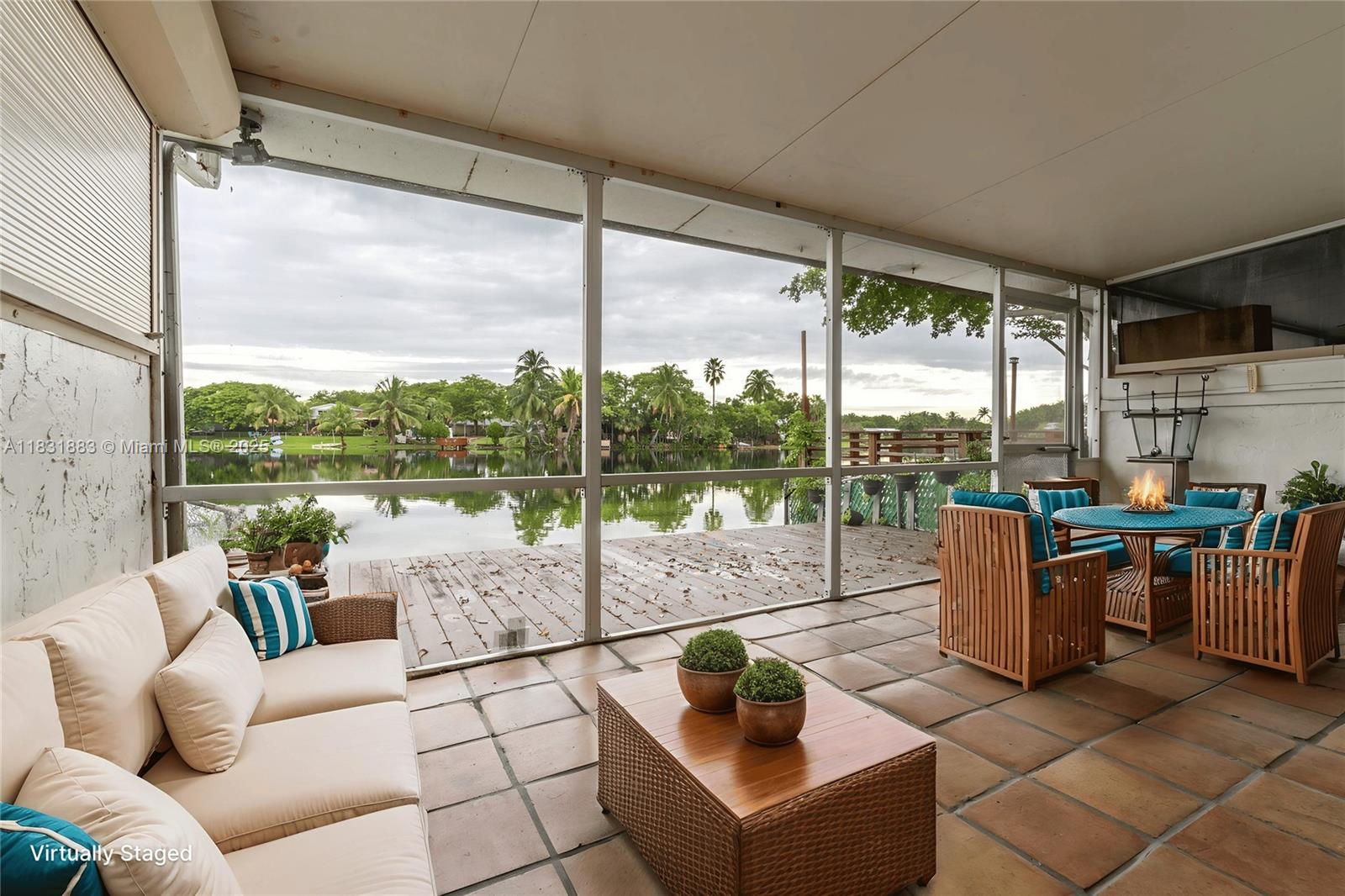 LAKE LAURA CONDO NO 2 - Residential