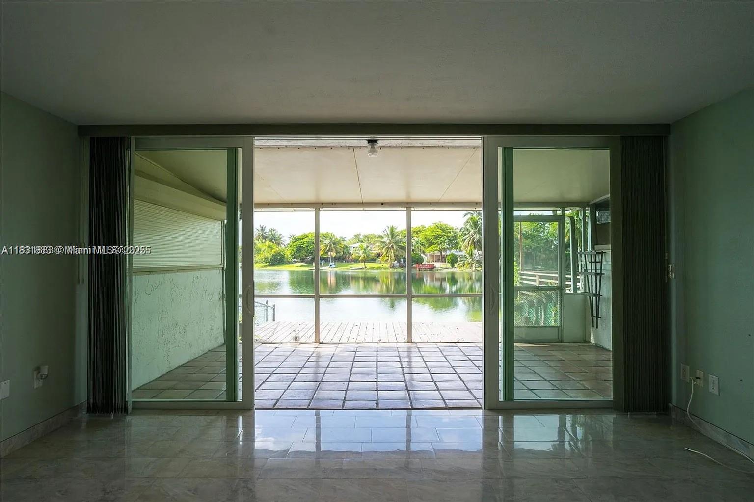 LAKE LAURA CONDO NO 2 - Residential