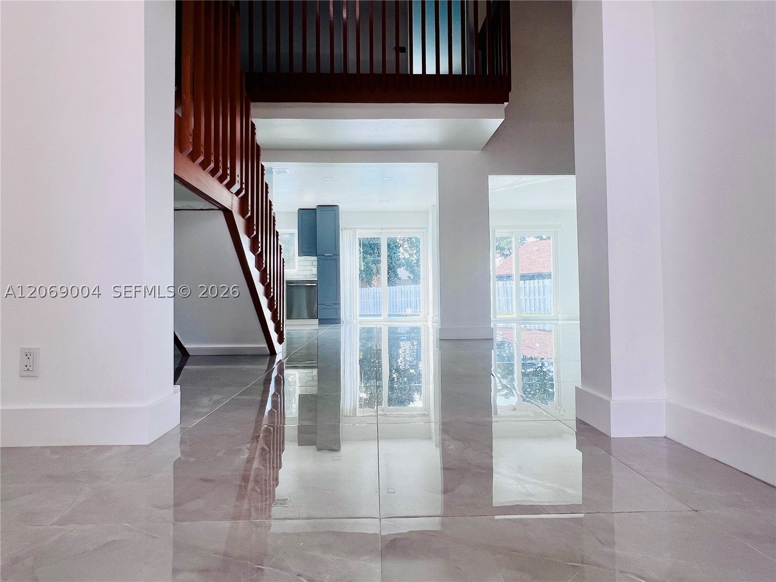 750 SW 98th Ave
