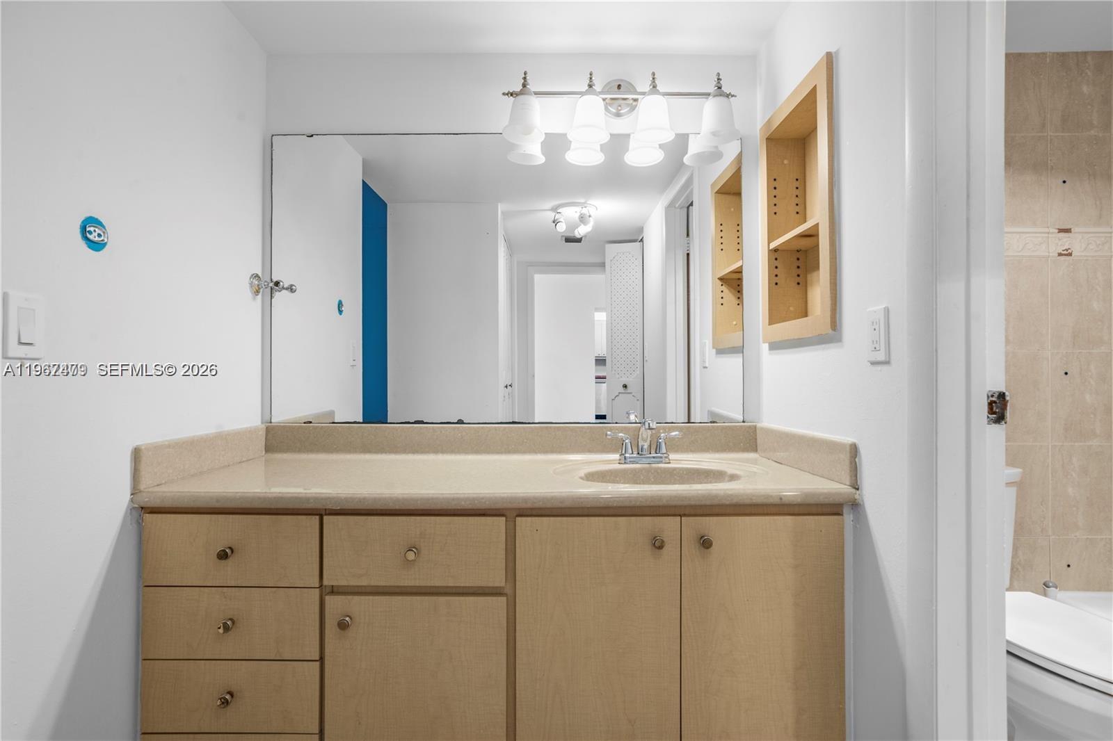 BISCAYA III CONDO - Residential