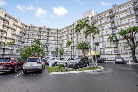 Photo of 20500 W Country Club Dr #607, Aventura, FL 33180 (MLS # A11967479)