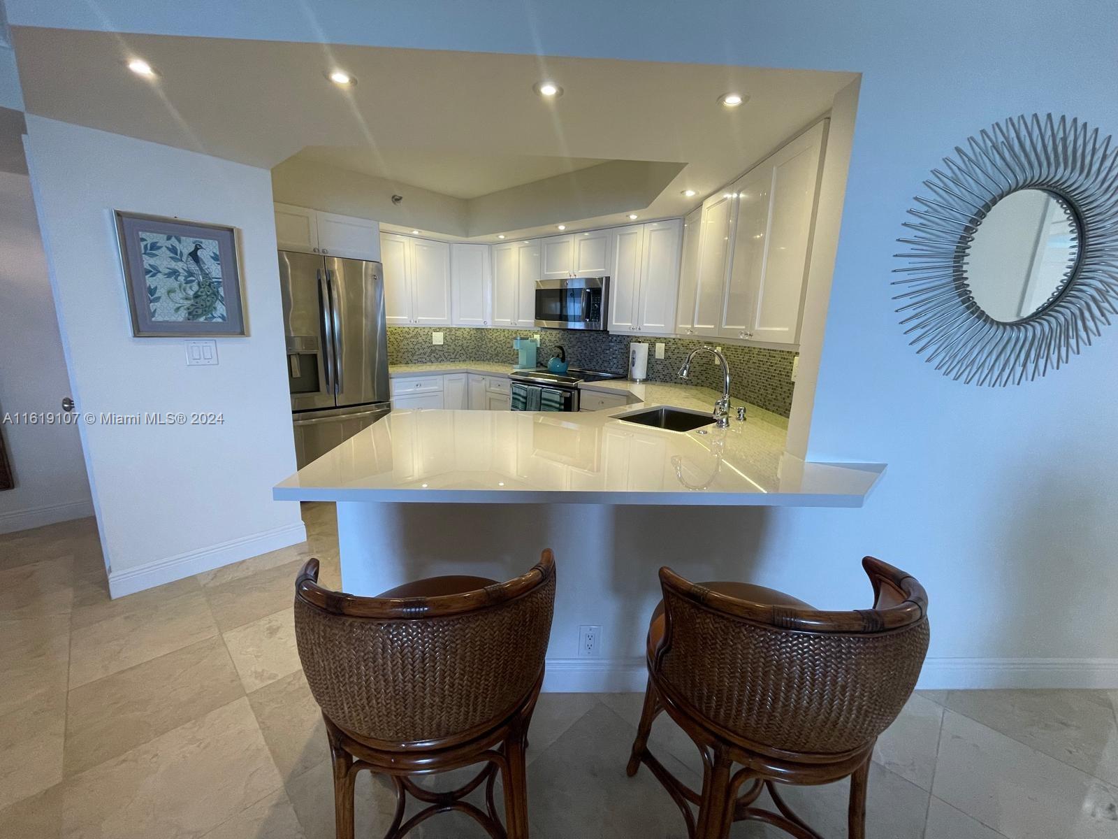 ENJOY STUNNING 2 BED, 2 BATH CONDOMINIUM ON THE BEACH. DIRECT OCEAN VIEWS WITH EXTRA LARGE BALCONY. FULLY REMODELED WITH WASHER AND DRIER INSIDE THE UNIT. THE APARTMENT IS FULLY FURNISHED WITH STAINLESS STEEL APPLIANCES. ENJOY OCEAN AND CITY VIEWS AT ALL TIMES,DAY OR NIGHT. AMENITIES INCLUDE GYM, WEIGHT ROOM, SAUNA, BBQ AREA, OCEAN FRONT POOL AND HOT TUB. CLOSE TO RESTAURANTS, COFFEE SHOPS, PUBLIX, WALGREENS. PRIVATE BEAH ACCESS.