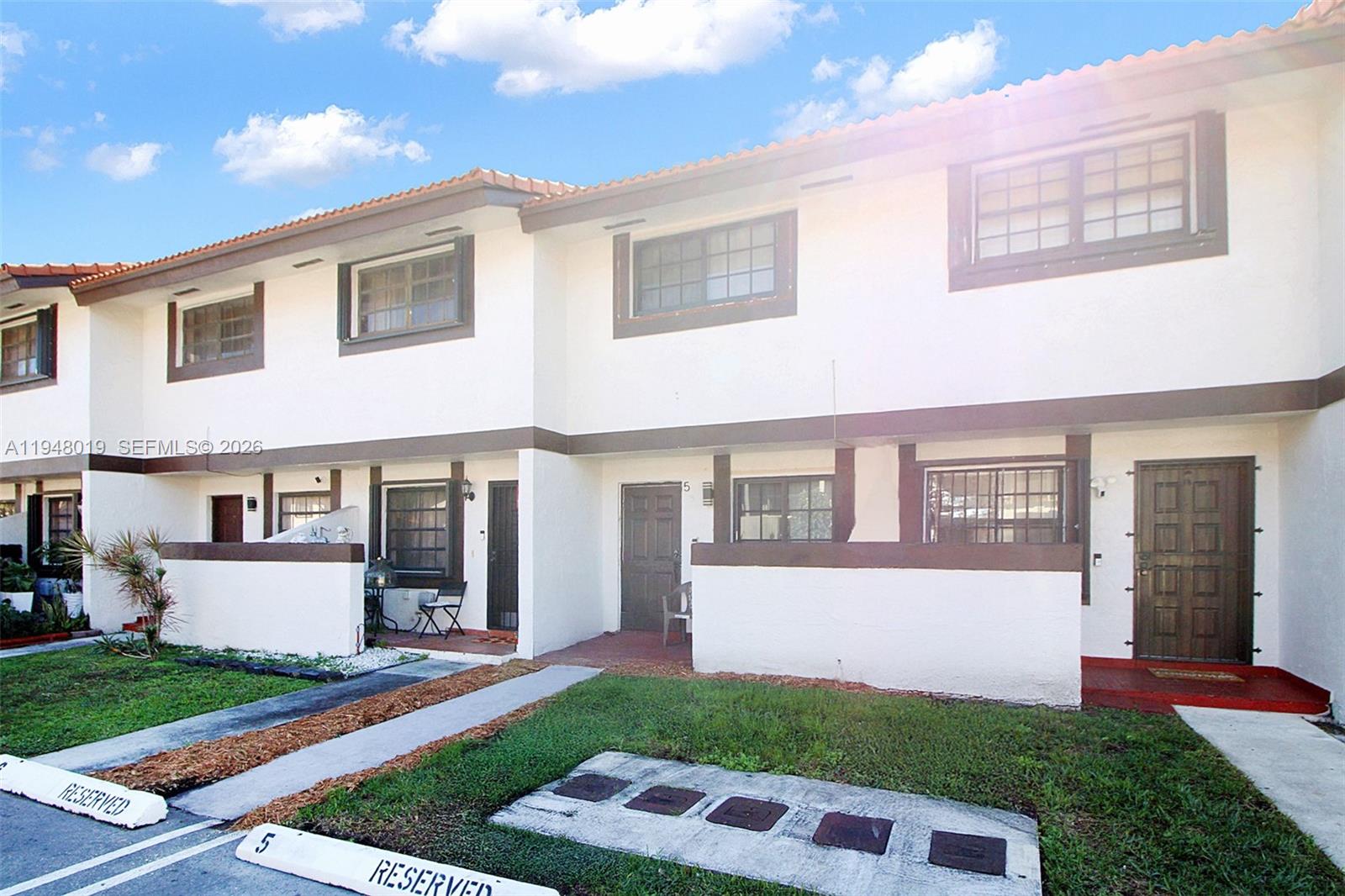 MILLER DREAM TOWNHOMES CO - Residential