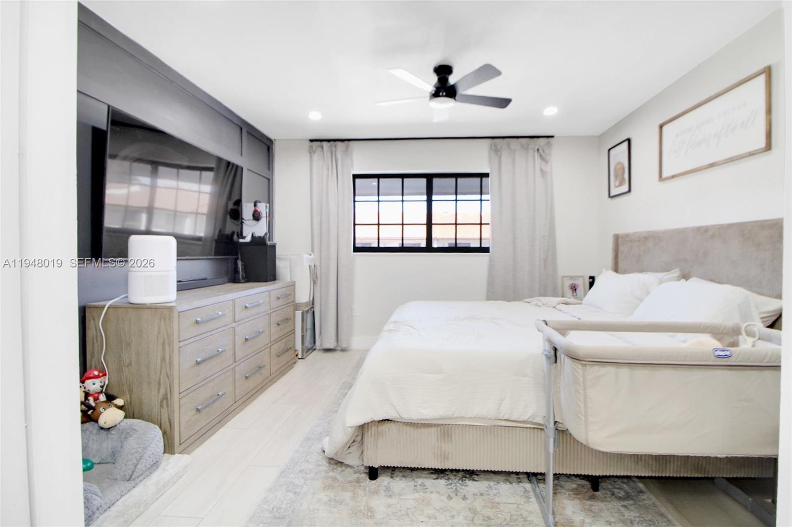 MILLER DREAM TOWNHOMES CO - Residential