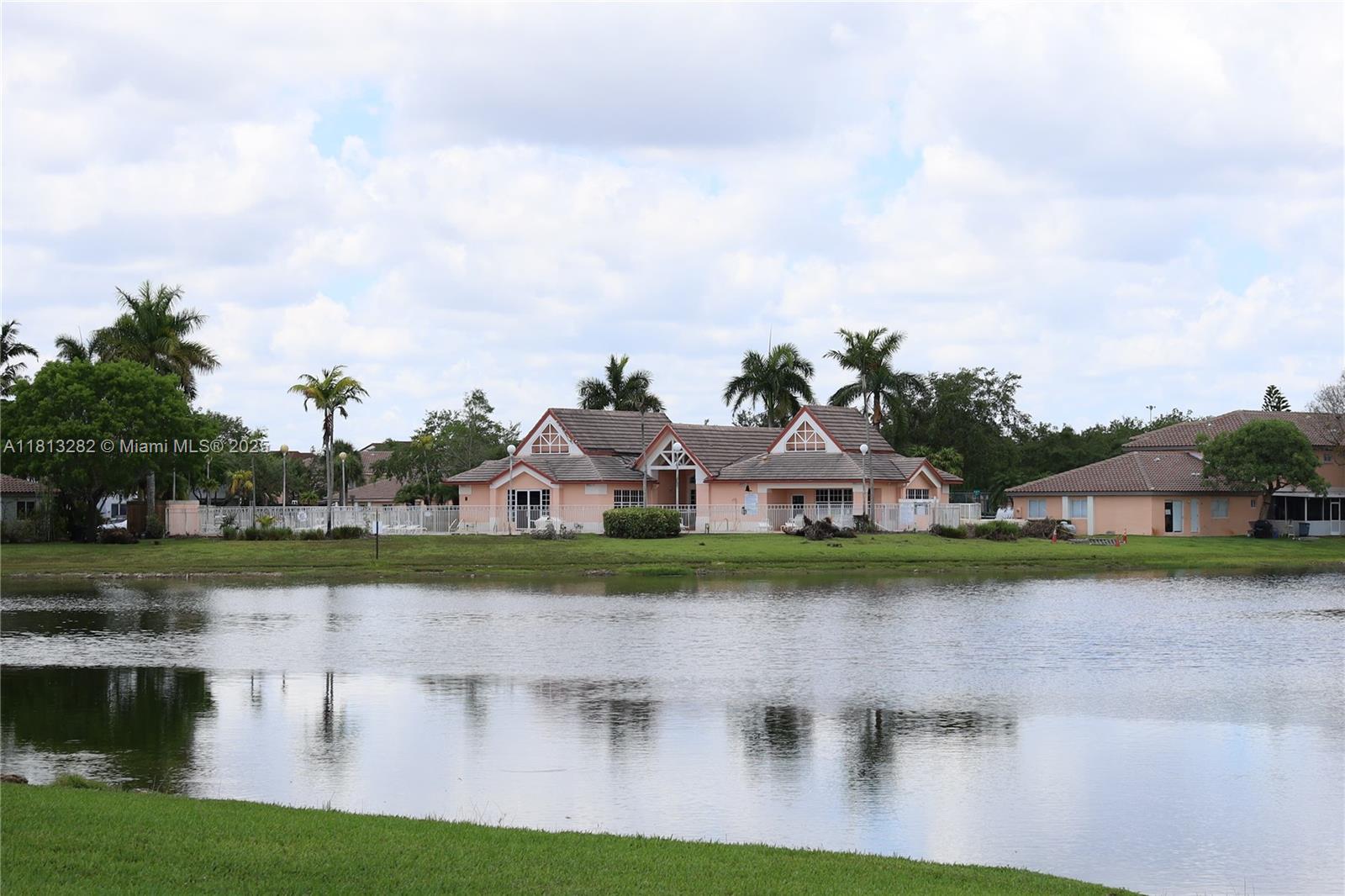 CHAPEL TRAIL II - Residential