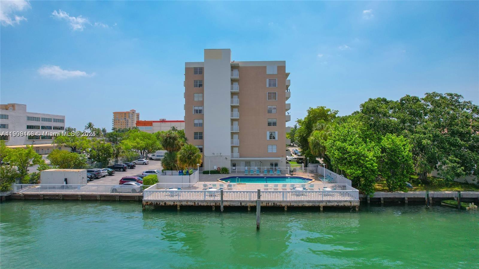 ISLAND PLACE AT NORTH BAY - Residential Lease