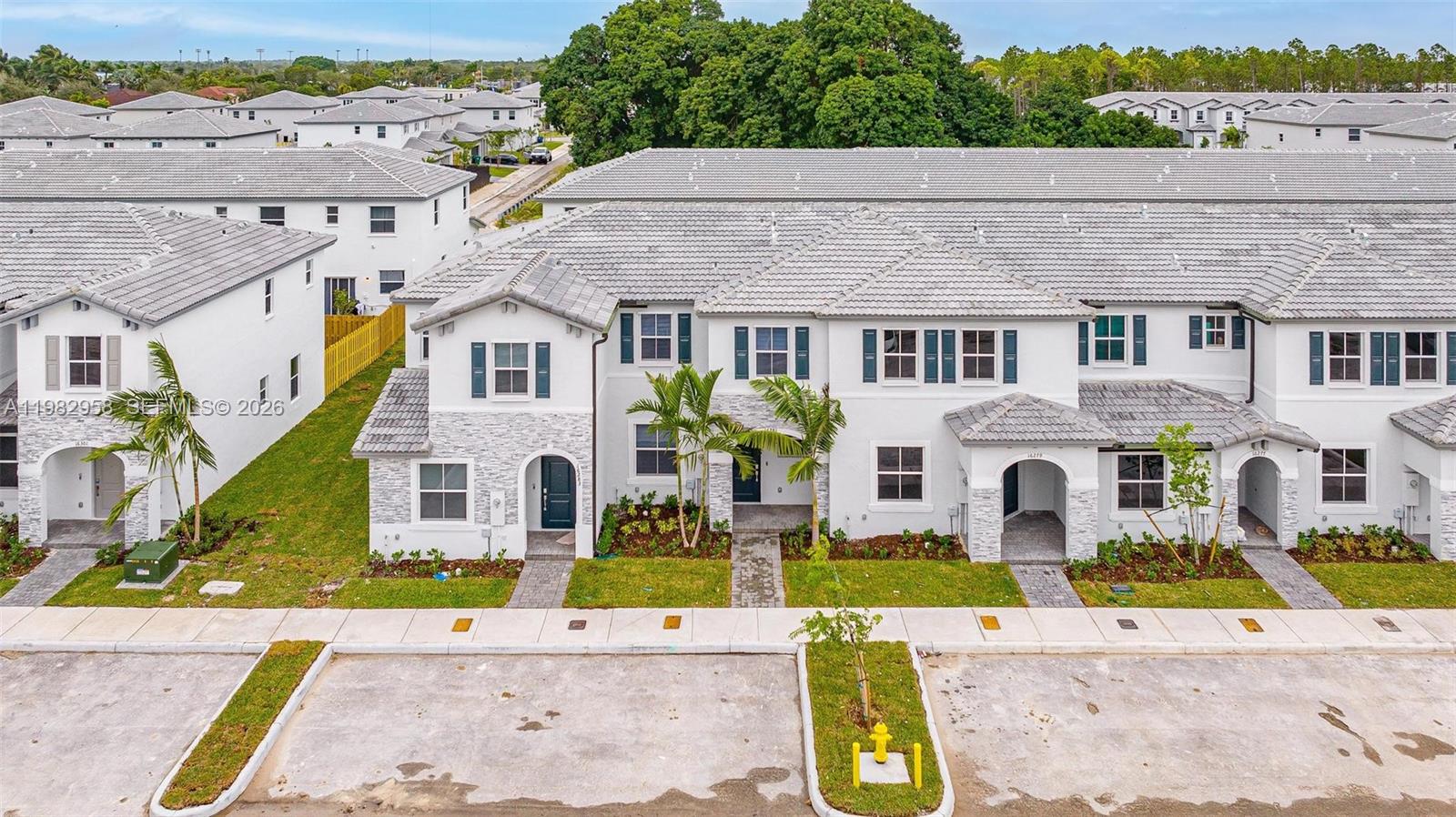 STEIN ASSEMBLAGE - Residential