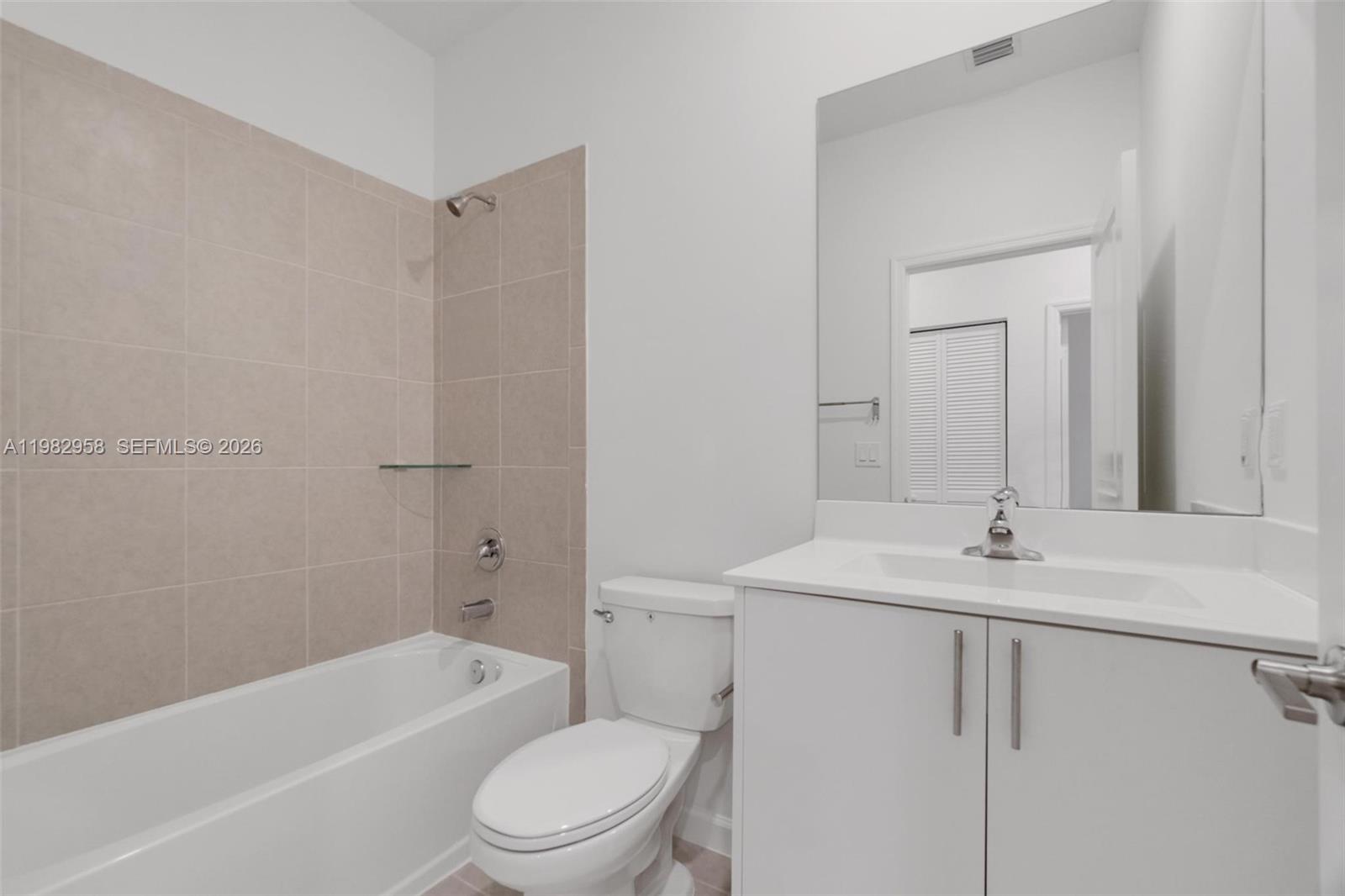 STEIN ASSEMBLAGE - Residential