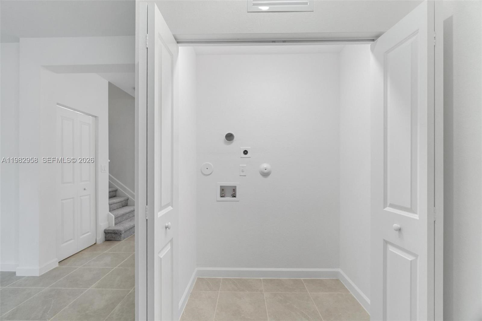 STEIN ASSEMBLAGE - Residential