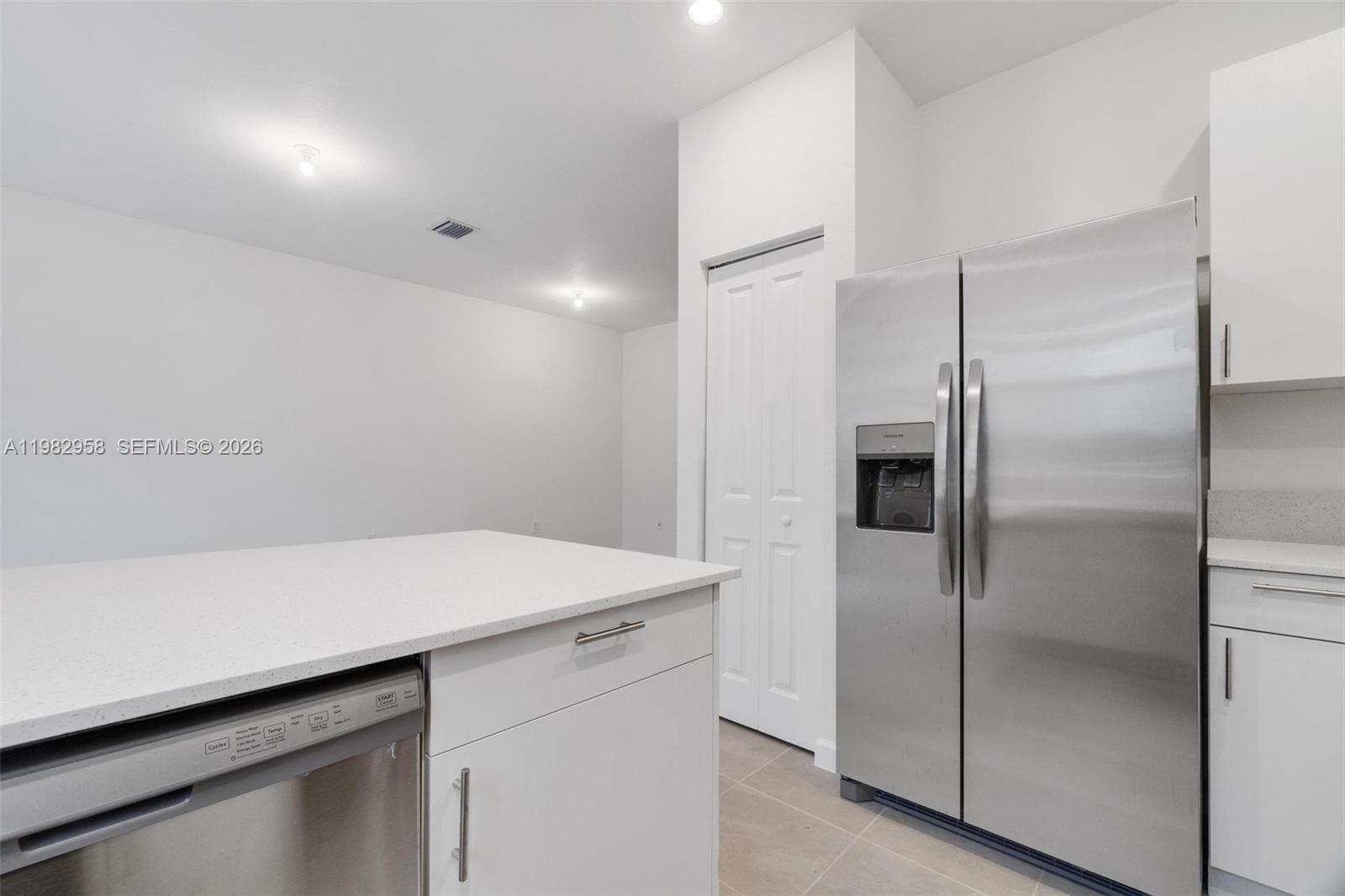 STEIN ASSEMBLAGE - Residential