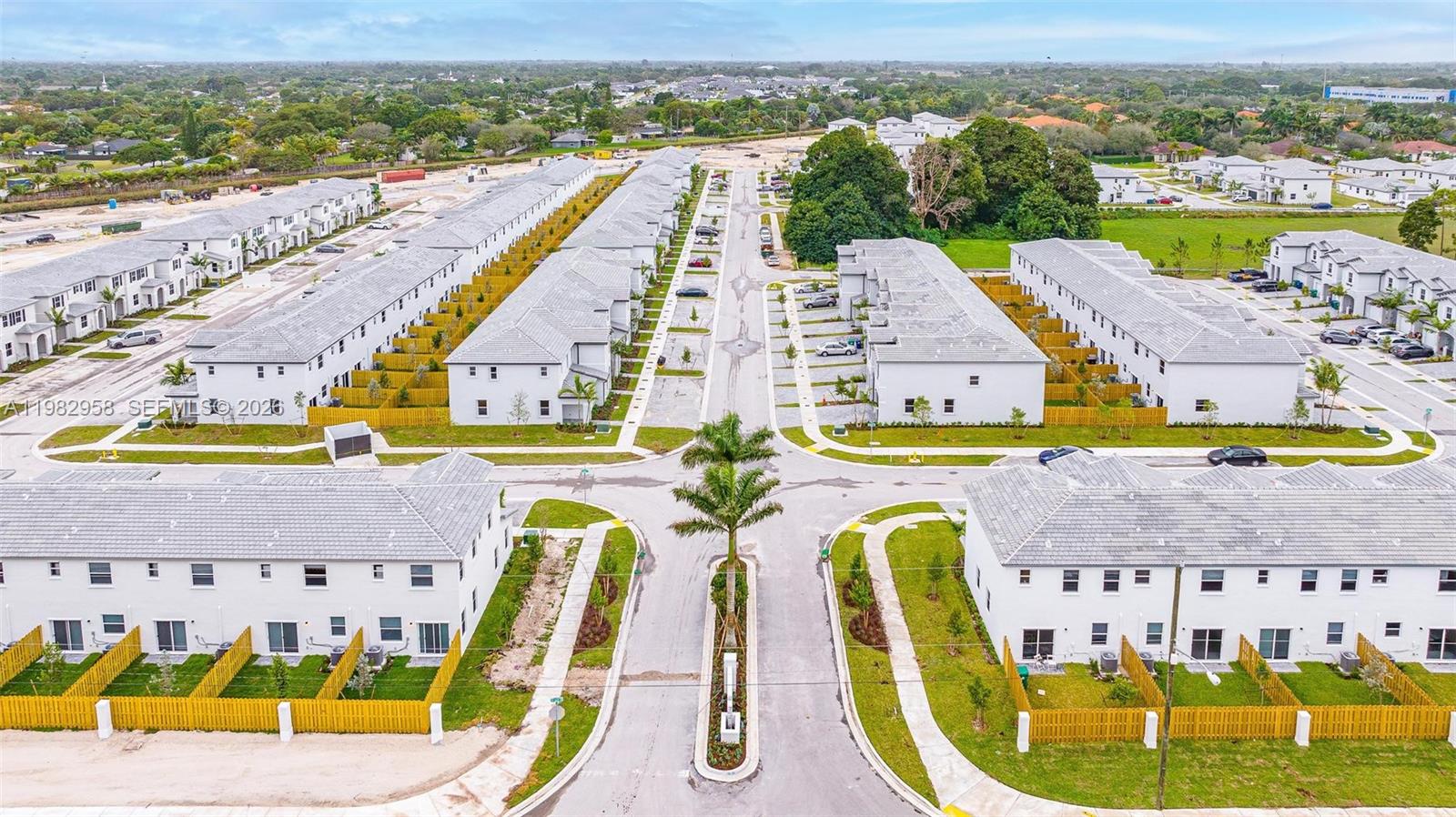 STEIN ASSEMBLAGE - Residential