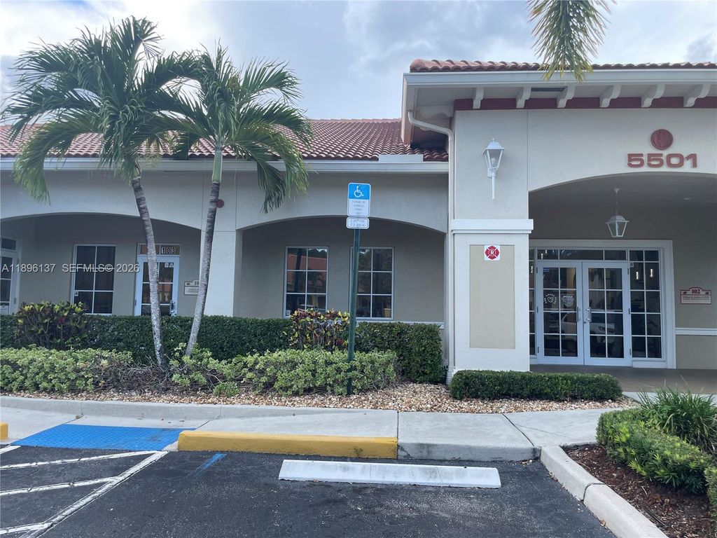 Photo of 5501 N University Dr #103, Coral Springs, FL 33067 (MLS # A11896137)