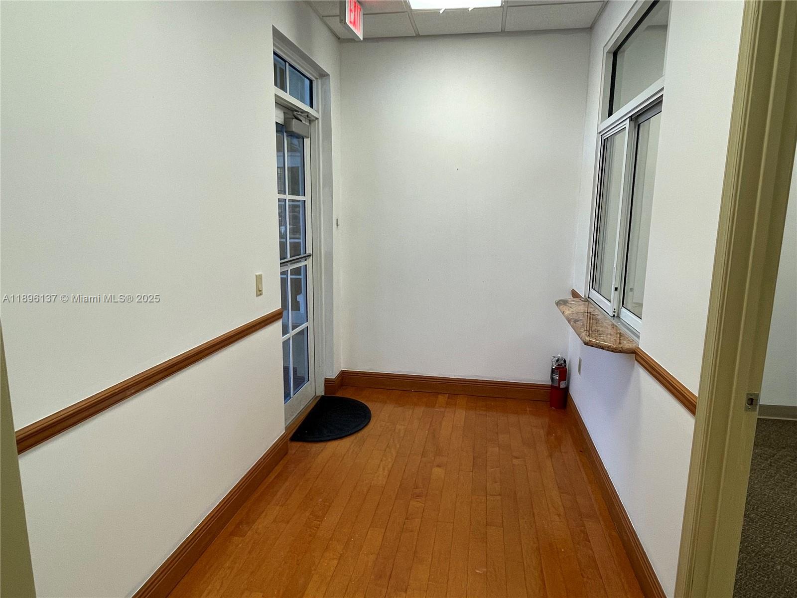 5501 N University Dr 103, Coral Springs, FL, 33067/$600,000 4 5501 N University Dr 103