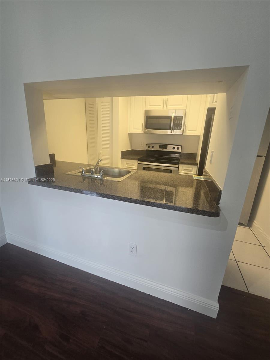9808 Hammocks Blvd 203-23