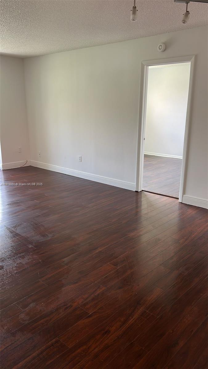 9808 Hammocks Blvd 203-23