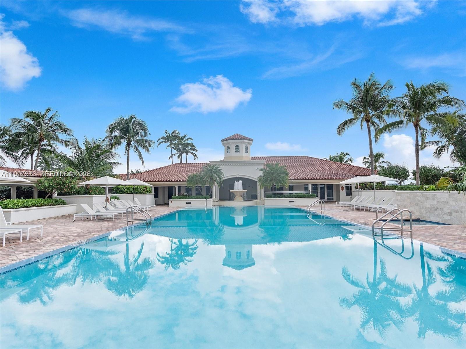 TURNBERRY VLG NO TOWER CO - Residential