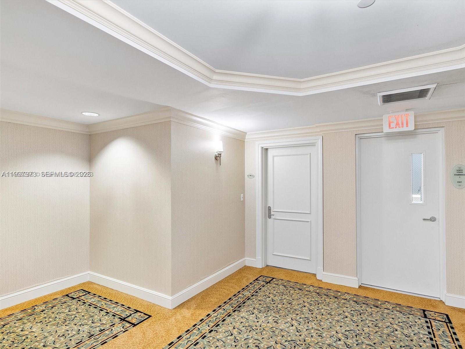 TURNBERRY VLG NO TOWER CO - Residential