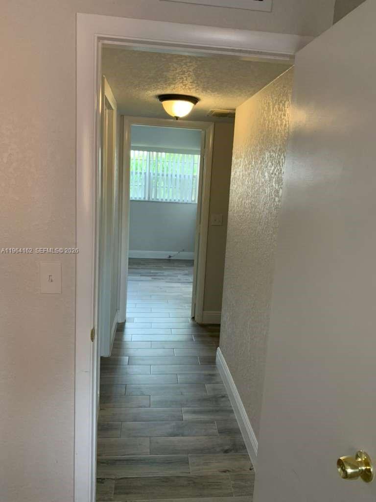 TOWN & COUNTRY CONDO PHAS - Residential Lease