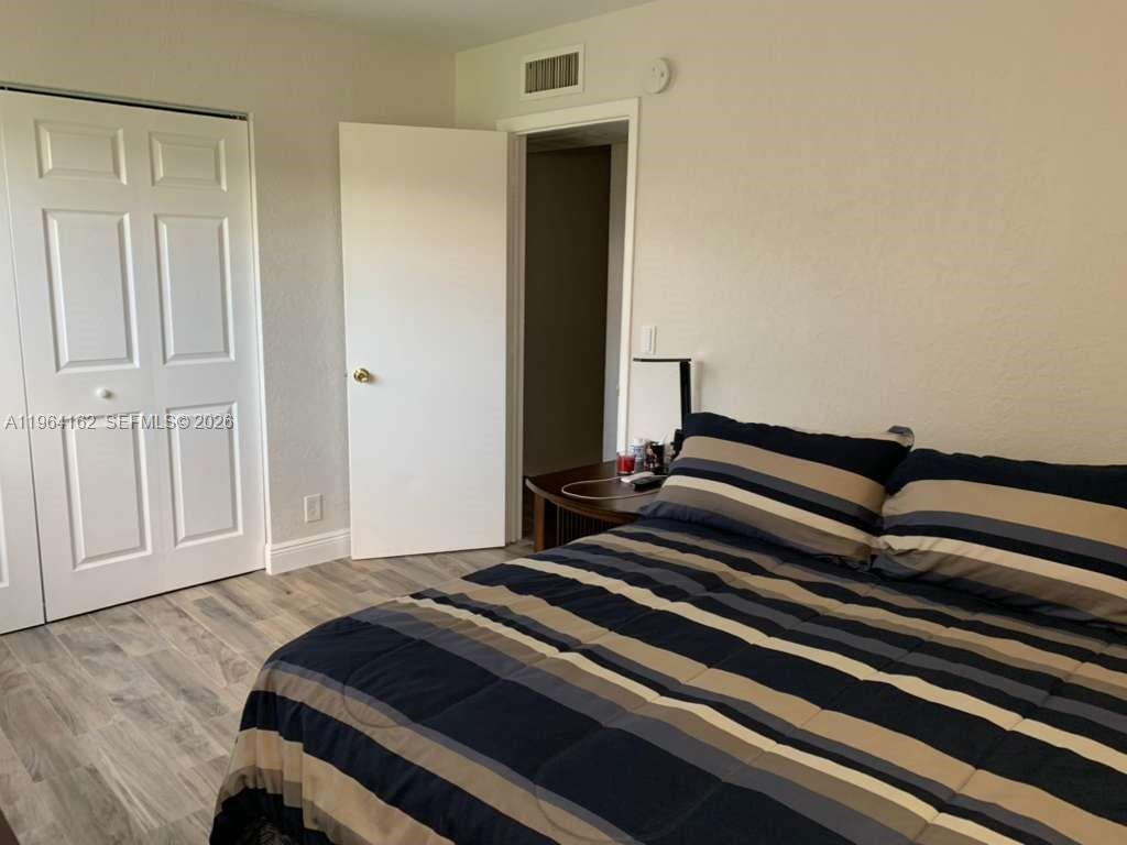 TOWN & COUNTRY CONDO PHAS - Residential Lease