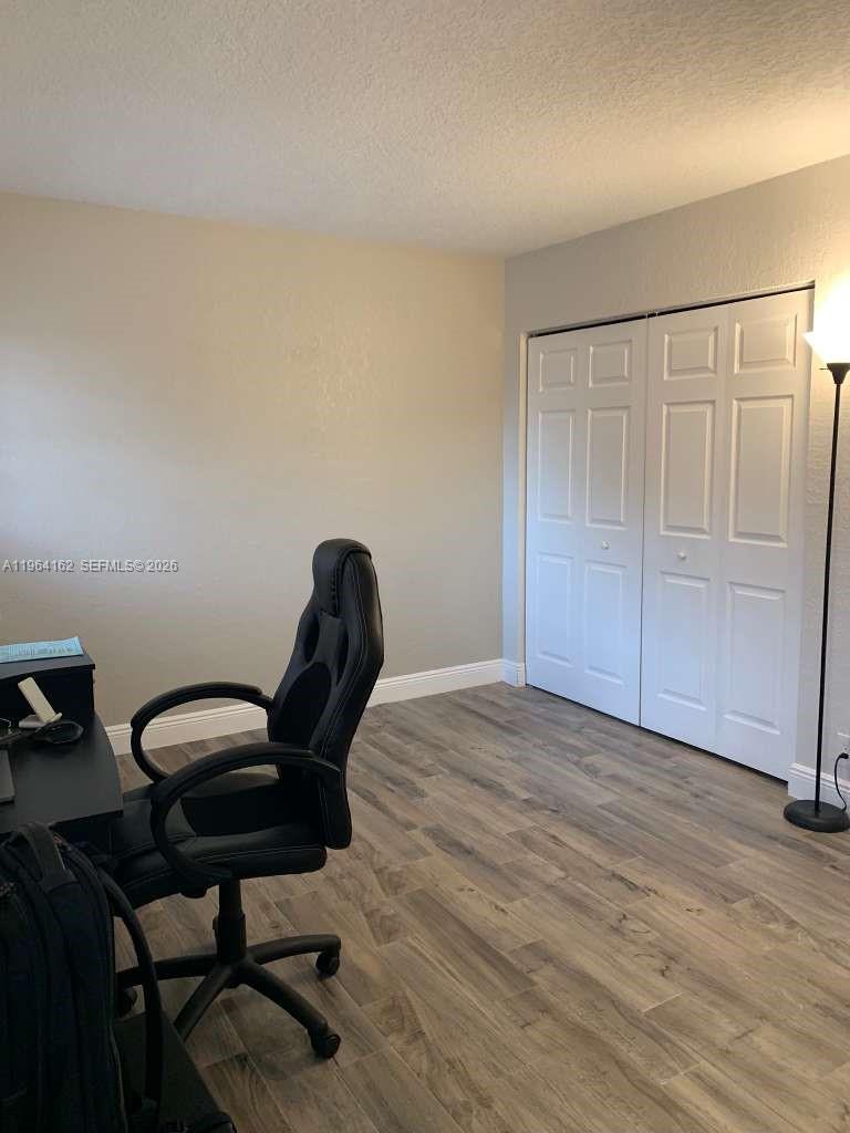 TOWN & COUNTRY CONDO PHAS - Residential Lease