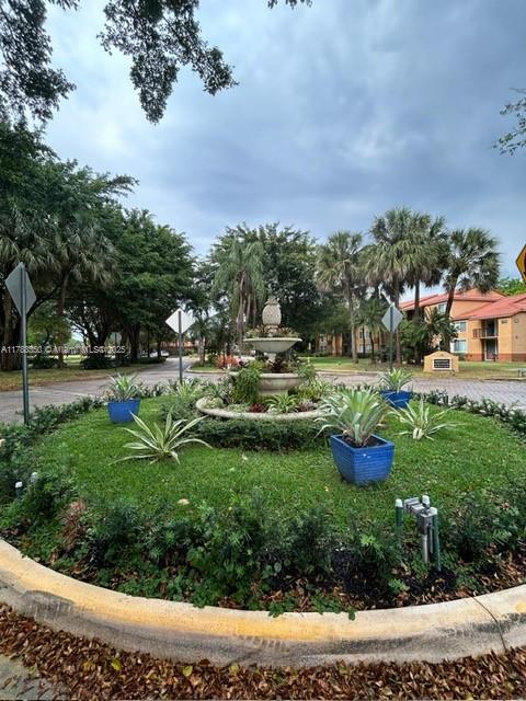 Rental Property at 10765 Cleary Blvd 109, Plantation, Miami-Dade County, Florida - Bedrooms: 1 
Bathrooms: 1  - $1,850 MO.