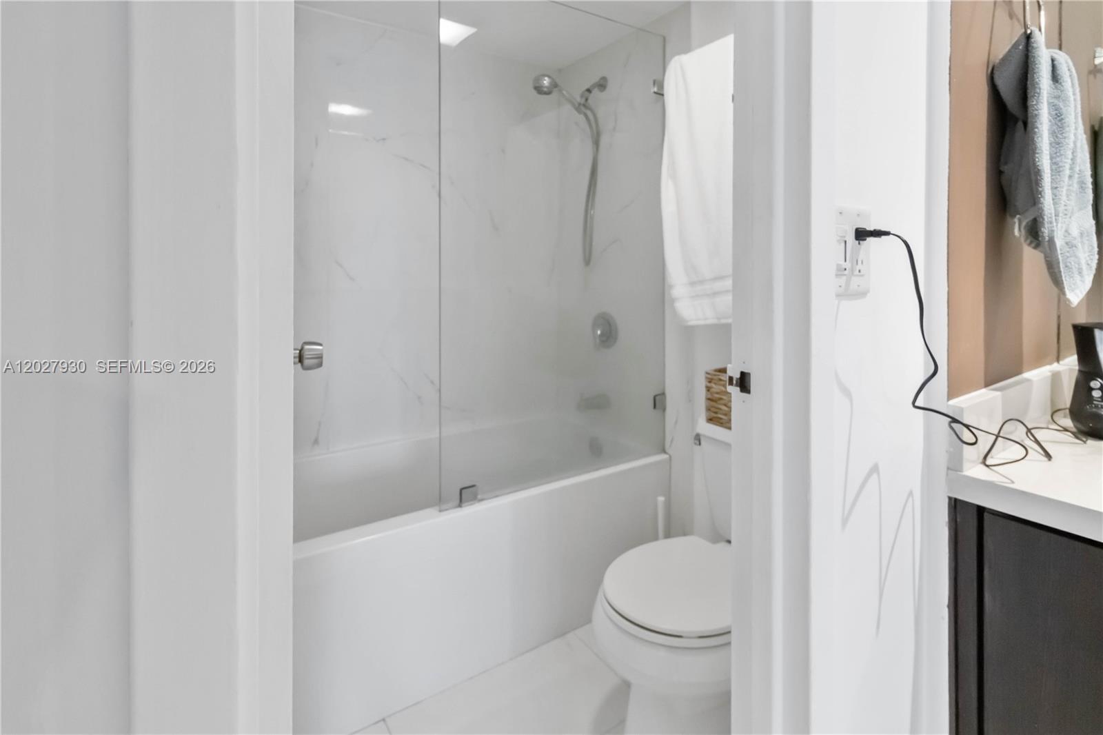 ARLEN HOUSE EAST CONDO - Residential